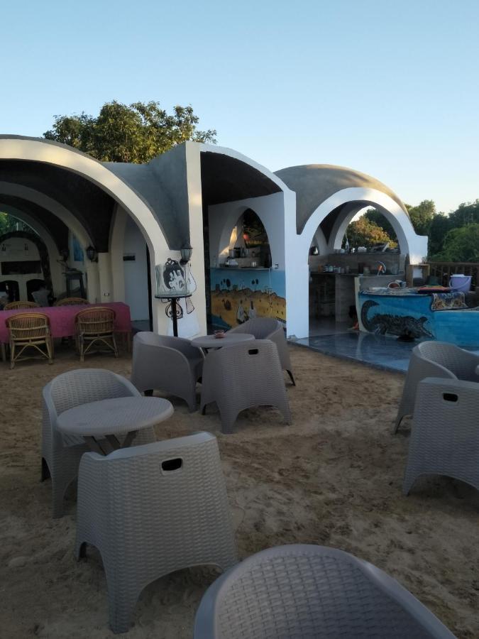 El Prince Guesthouse Асуан Екстериор снимка