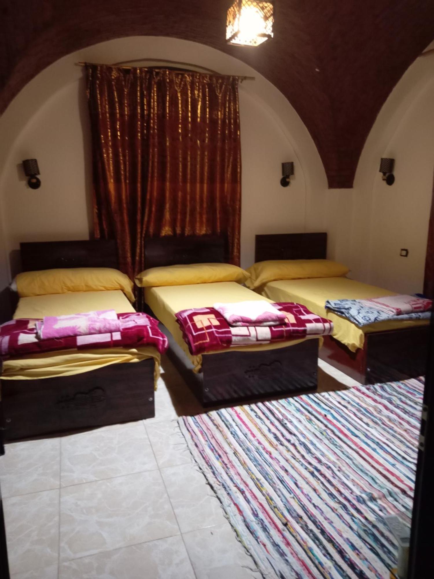El Prince Guesthouse Асуан Екстериор снимка