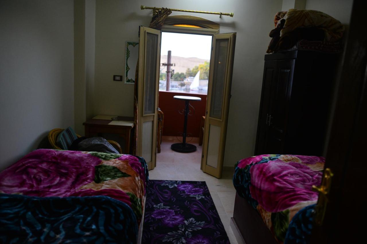 El Prince Guesthouse Асуан Екстериор снимка